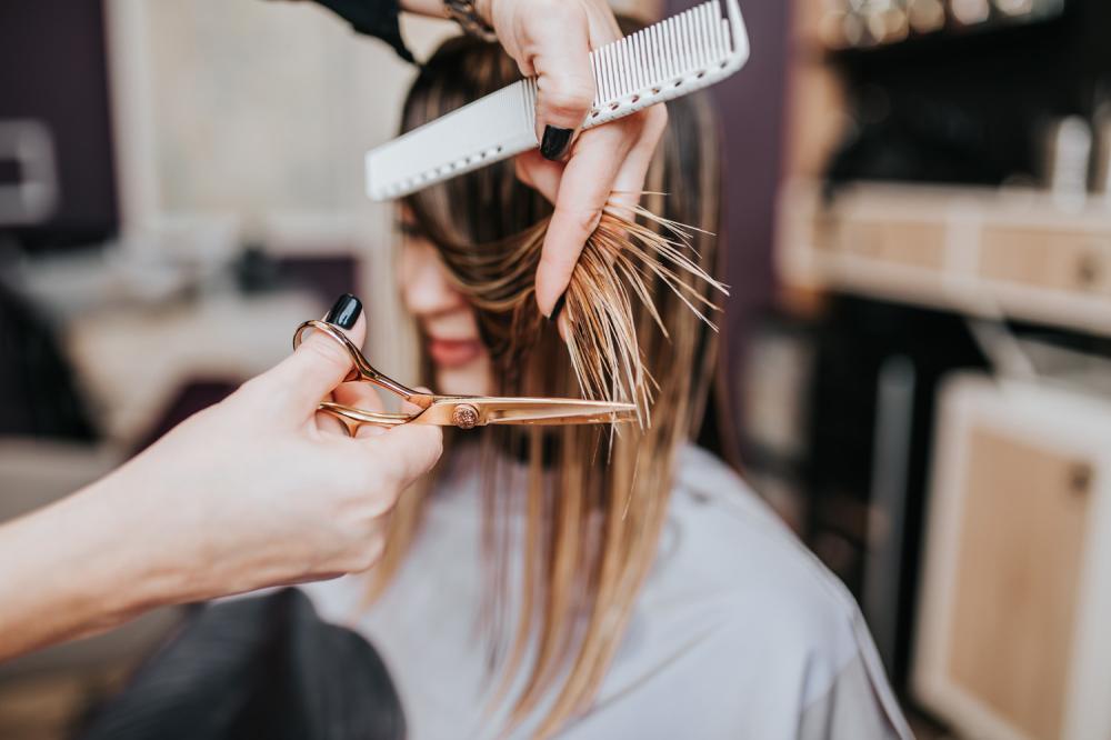 Coupe de cheveux à Rosheim